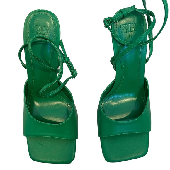 Zara Sandal Heels - Picture 3 of 14